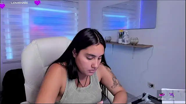 Caroline_rodriguez9's cam snapshot