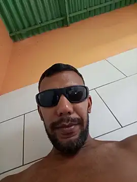 UnreadyChutzpa live sex cam