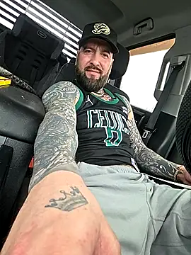 Beardedtattood live sex cam