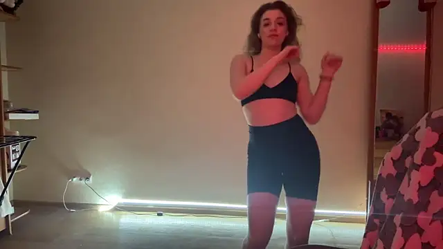 Alisa_baby_fox's cam snapshot