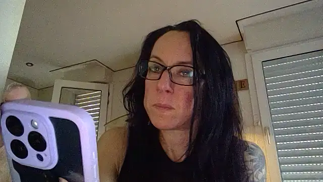 FITGIRL-MAEVA's cam snapshot