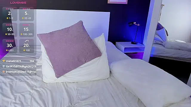 VioletPaket live sex cam