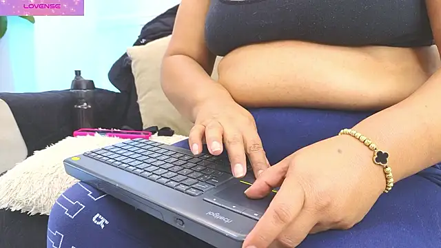 Daisy_Price's cam snapshot