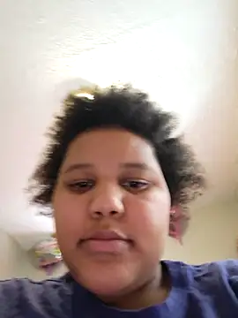 chocolate_bella's cam snapshot