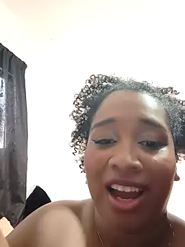 Yera_brown69's cam snapshot