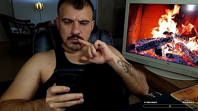 officeman7's cam snapshot