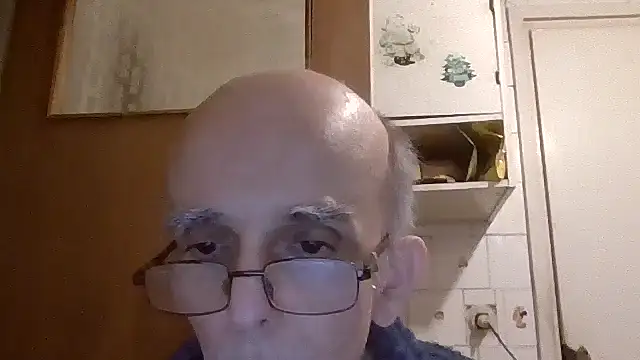 mariusica1@xh's cam snapshot