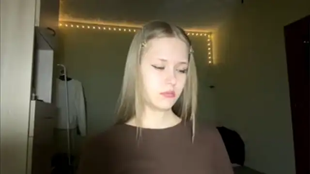 ZaidaSchwarten's cam snapshot