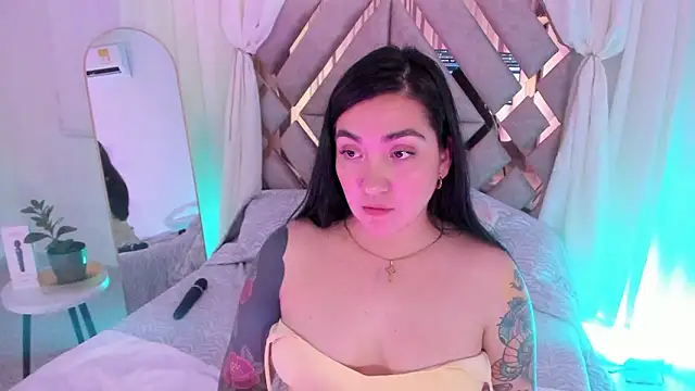 KathiaJenner's cam snapshot