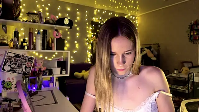 amily_sunray's cam snapshot