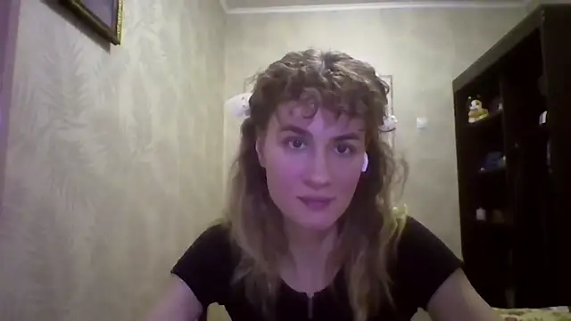 DeanneGilcher's cam snapshot