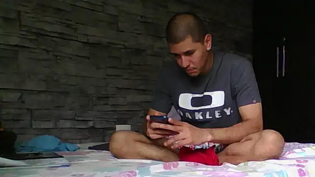 Sexylatin64 live sex cam