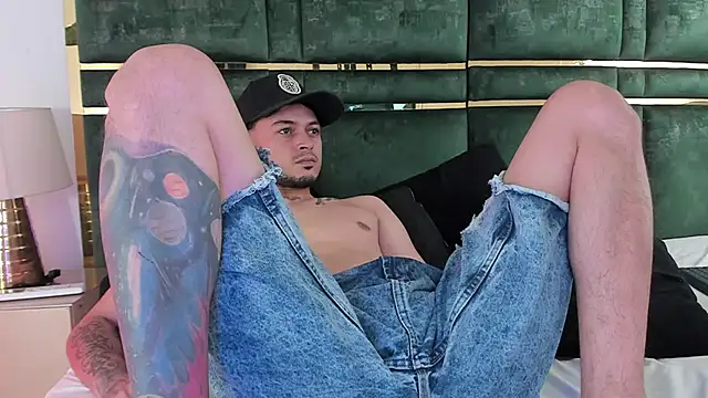 GaelyCoral live sex cam