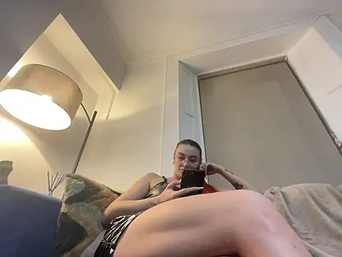 FoxyValentine's cam snapshot