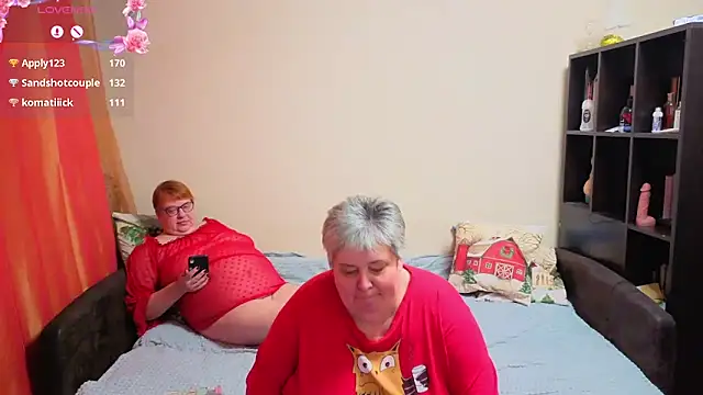 Klio5678 live sex cam