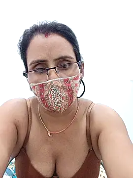 sanjana077's cam snapshot