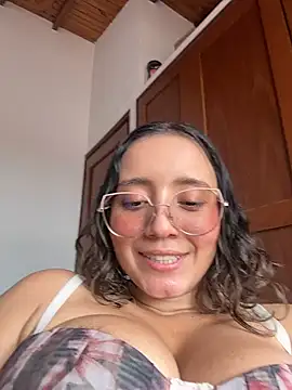 Kay_LustyWife live sex cam