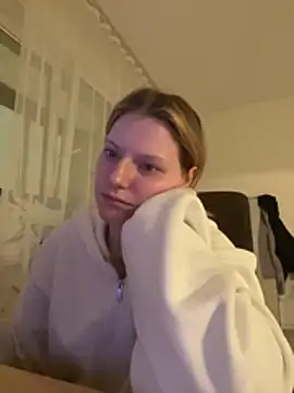 MaryHiggins's cam snapshot