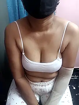 Flora_Telugu's cam snapshot