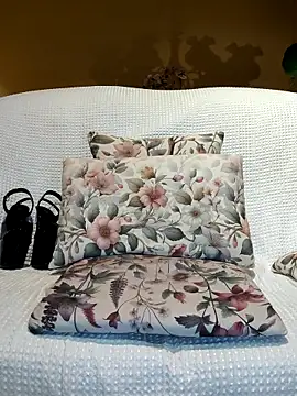 Melody87 live sex cam