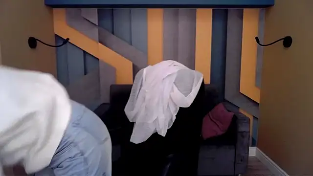 EllaLong's cam snapshot