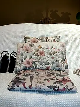 Melody87 live sex cam