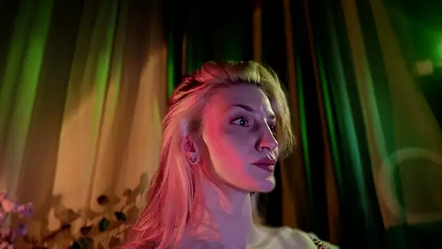 WendyGilber's cam snapshot