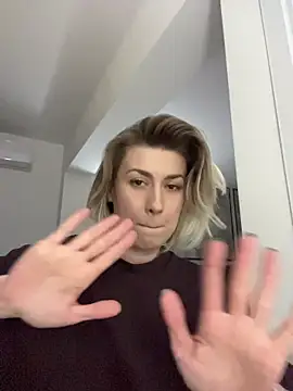 clara_k's cam snapshot