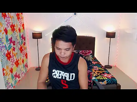 XExtraServiceManX's cam snapshot