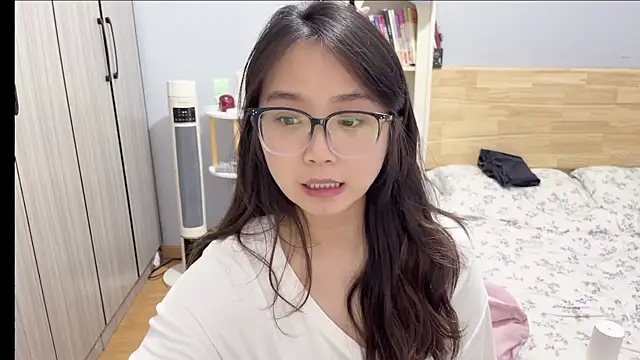 Hmm_0303's cam snapshot