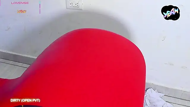 dirty_blowjobs live sex cam