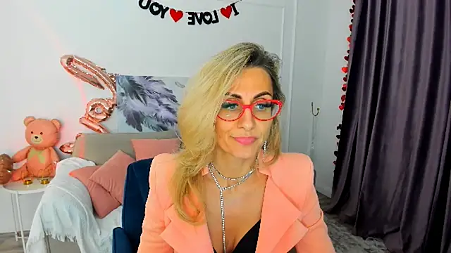 MuseOfStage live sex cam