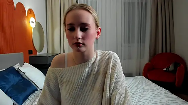 TraceeRebollar live sex cam