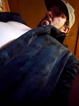 UncutHammer69's cam snapshot