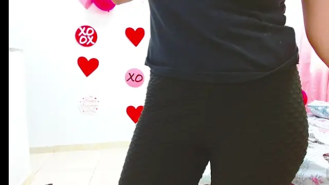 chantalsemenova1 live sex cam