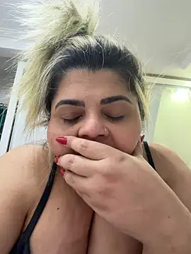 OrdinaryAnjou live sex cam