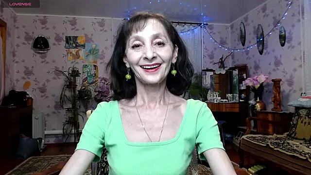 Angelina-Missteria live sex cam