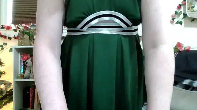 AverageRose's cam snapshot