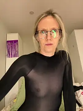 MollyStory live sex cam