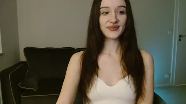 Tinybutt5368 live sex cam