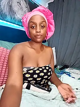 Queen-Chocolate's cam snapshot