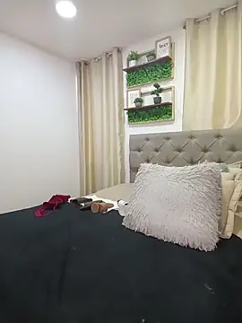 sasi_luna's cam snapshot