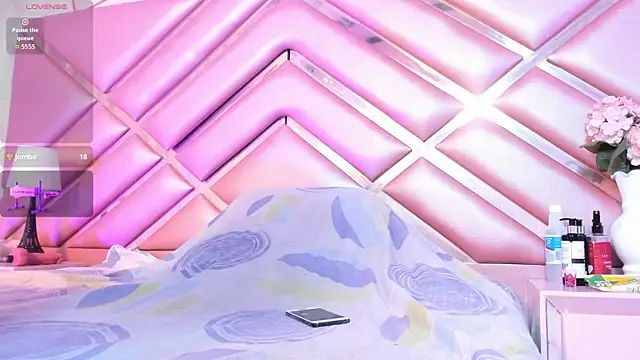 ElisabethMassey live sex cam