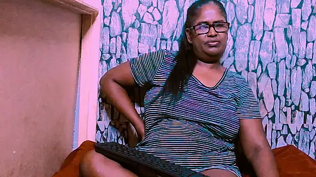 Exotic_indian95's cam snapshot