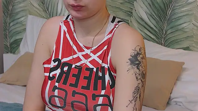 LillLane's cam snapshot