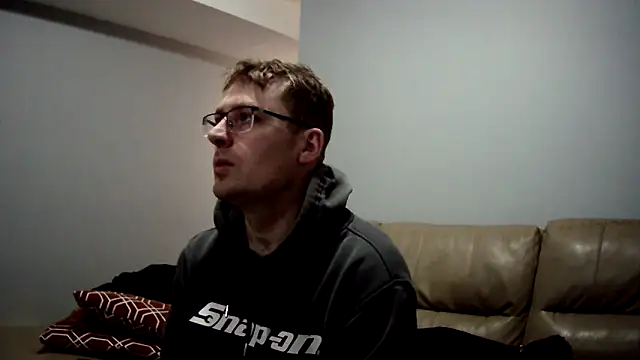 jungleking_88's cam snapshot