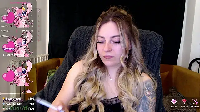 Rania_Stitch's cam snapshot