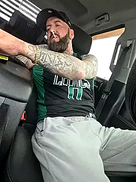 Beardedtattood live sex cam