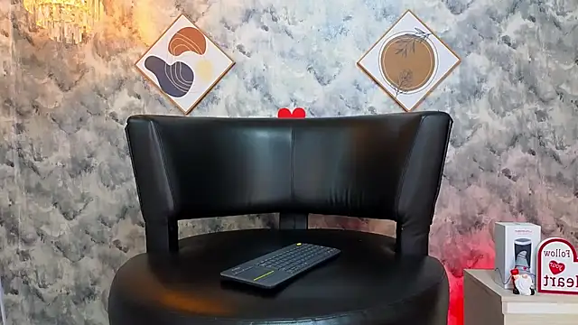 Apolo_rousse1 live sex cam