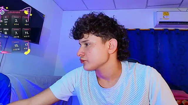 Nathan_Bluee live sex cam